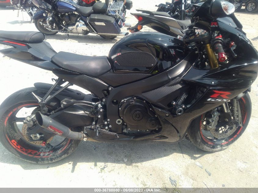 2015 SUZUKI GSX-R750 - JS1GR7MAXF2101442