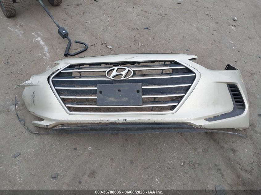 2017 HYUNDAI ELANTRA SE - 5NPD74LF0HH182219
