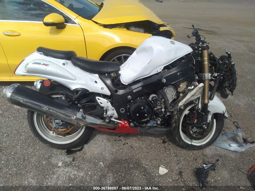 2018 SUZUKI GSX1300 RA JS1GX72B0J2101072