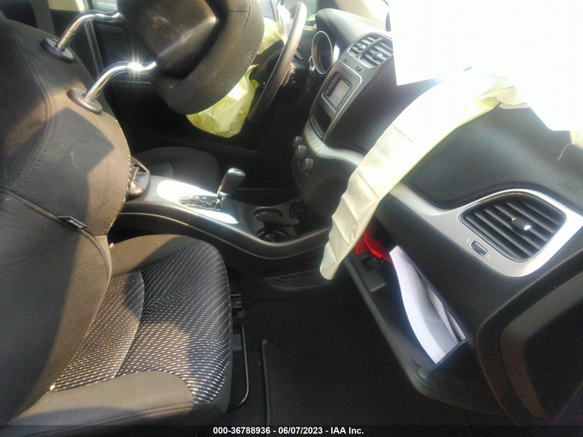 VIN 3C4PDCAB3LT276202 2020 DODGE JOURNEY SE