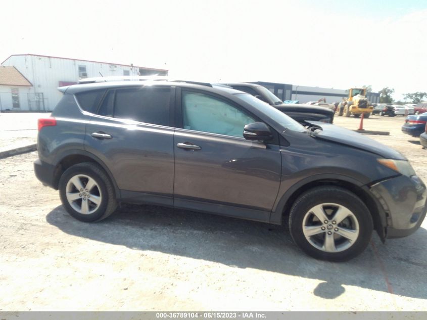 2015 TOYOTA RAV4 XLE - 2T3WFREV6FW182924