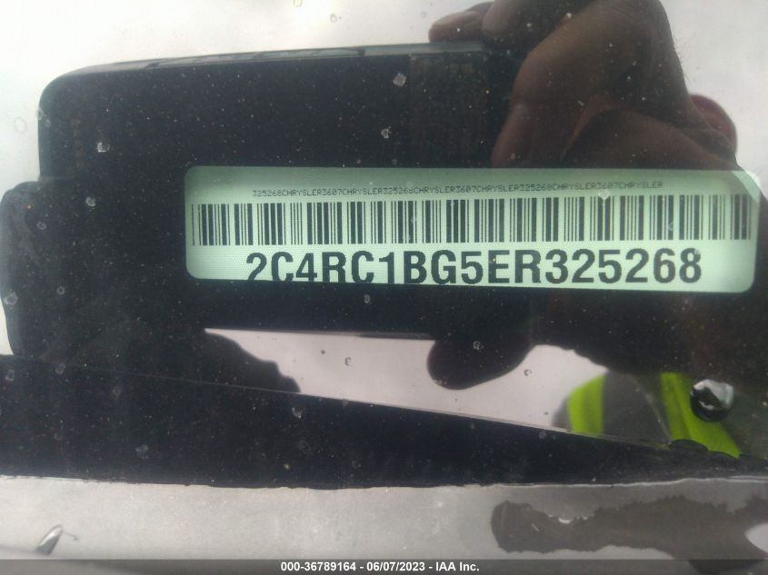 2014 CHRYSLER TOWN & COUNTRY TOURING - 2C4RC1BG5ER325268