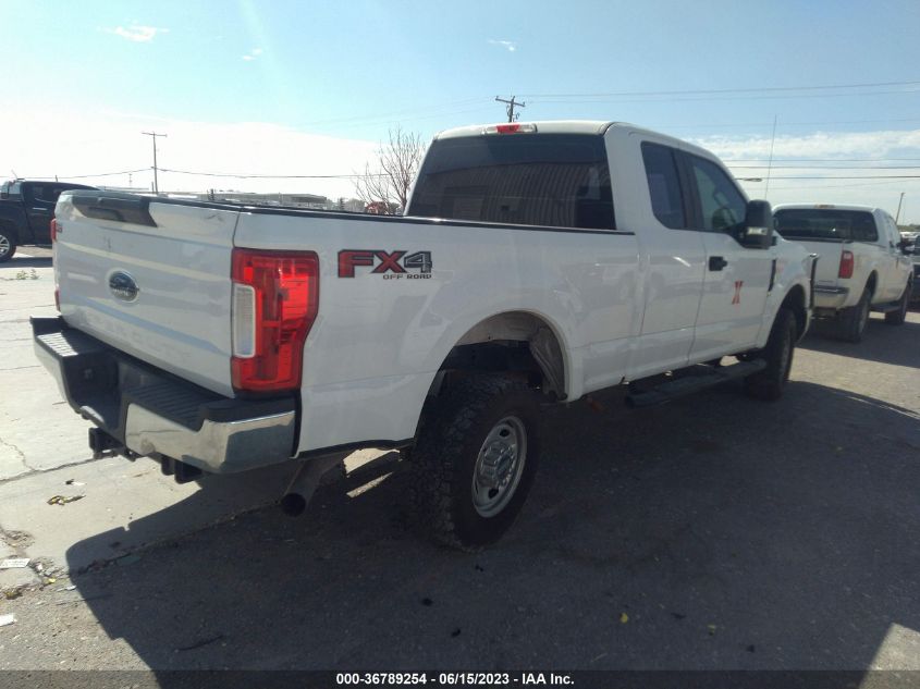 2017 FORD SUPER DUTY F-250 SRW XLT/LARIAT/XL - 1FT7X2B68HEE81489