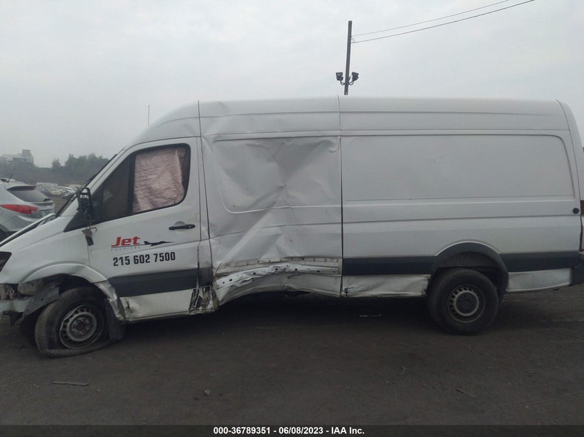 VIN WDYPE8CDXJP619053 2018 FREIGHTLINER SPRINTER CARGO VAN