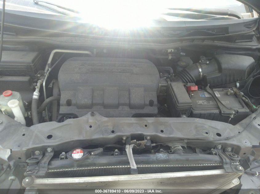 2016 HONDA ODYSSEY SE - 5FNRL5H32GB031918