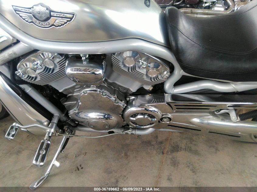 2003 HARLEY-DAVIDSON VRSCA - 1HD1HAZ113K831951