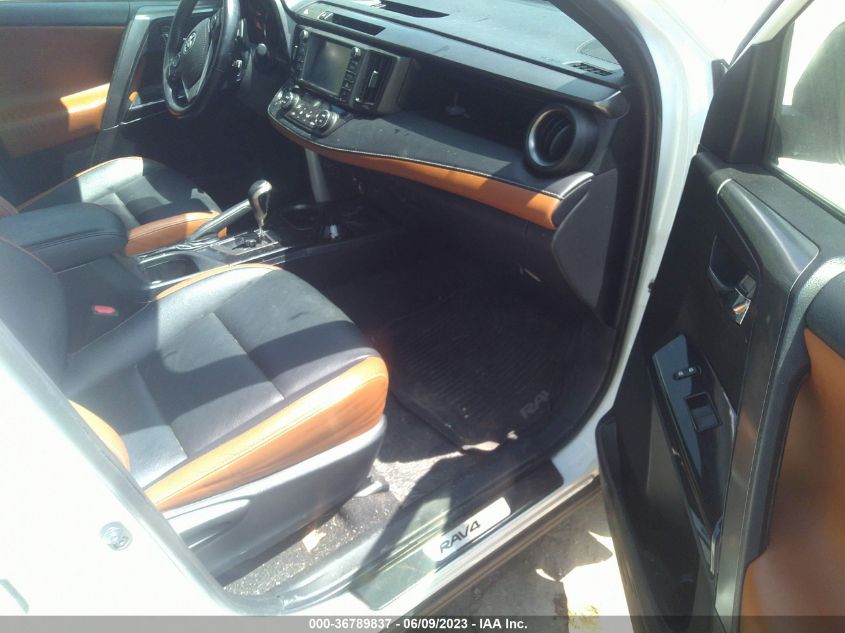2016 TOYOTA RAV4 SE - JTMJFREV9GD178388