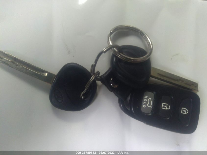 2013 HYUNDAI VELOSTER - KMHTC6AD4DU140703