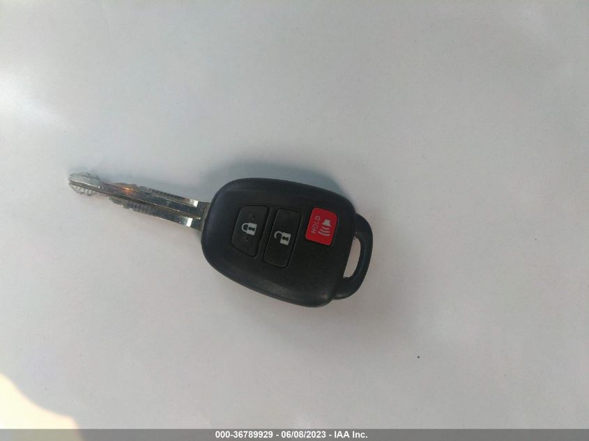 2014 TOYOTA RAV4 XLE - JTMRFREV3ED087892