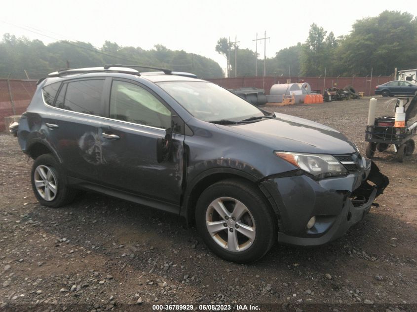 2014 TOYOTA RAV4 XLE - JTMRFREV3ED087892