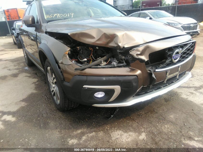 2014 VOLVO XC70 3.2L - YV4940BZXE1182859