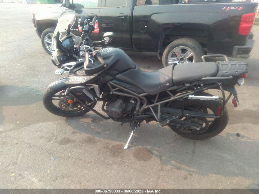 2019 TRIUMPH MOTORCYCLE TIGER 800 XRX SMTE10BF0KT931895