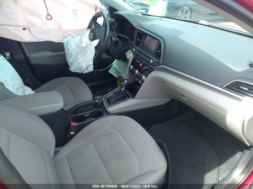 Auction sale of the 2019 HYUNDAI ELANTRA , vin: KMHD84LF9KU850296, lot number: 36790069