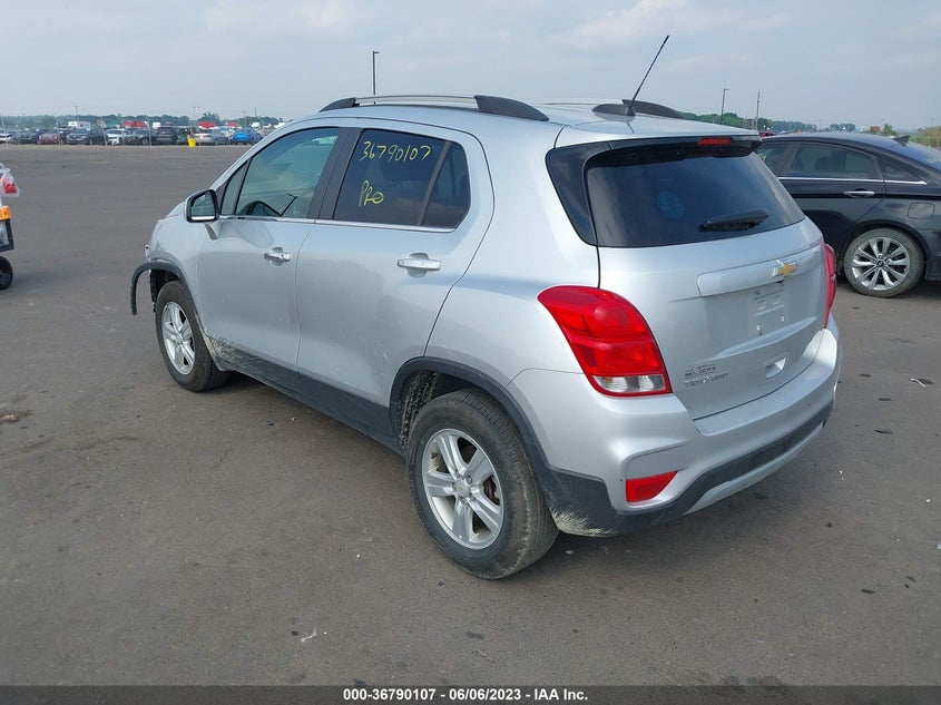 VIN KL7CJPSB3JB669416 2018 CHEVROLET TRAX LT