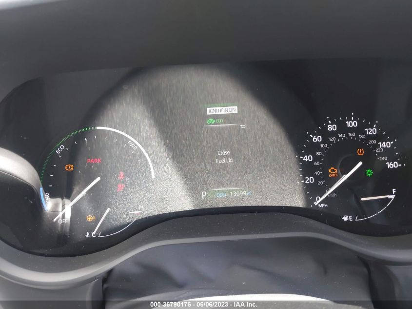 2022 TOYOTA SIENNA LE - 5TDKRKEC5NS086651