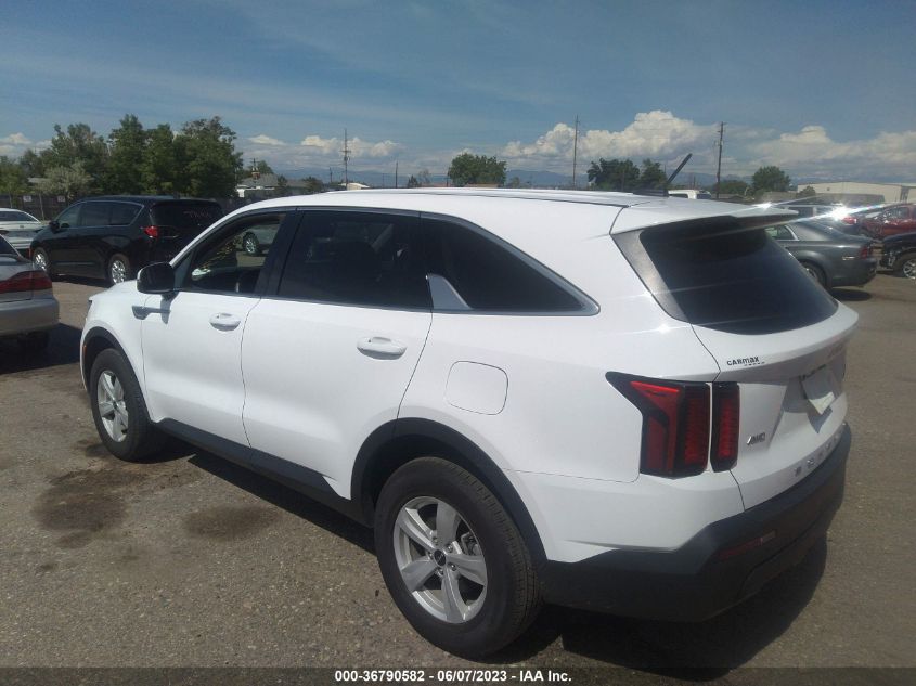 2022 KIA SORENTO LX - 5XYRGDLC5NG110317