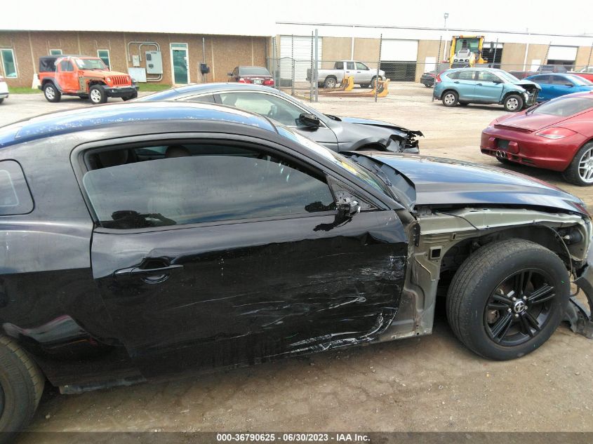 2014 FORD MUSTANG V6 - 1ZVBP8AM8E5274834