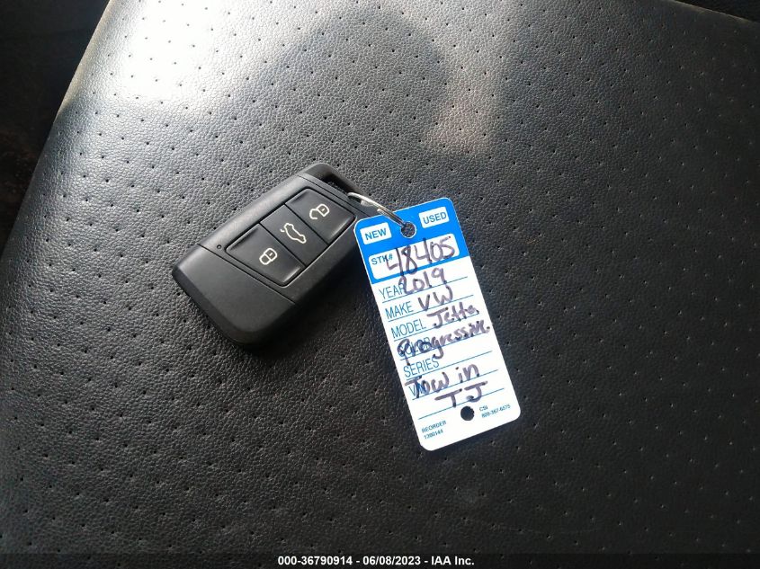 2019 VOLKSWAGEN JETTA SEL - 3VWE57BU2KM065641