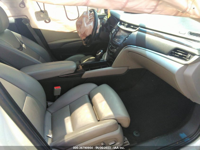 2013 CADILLAC XTS LUXURY - 2G61P5S32D9181475
