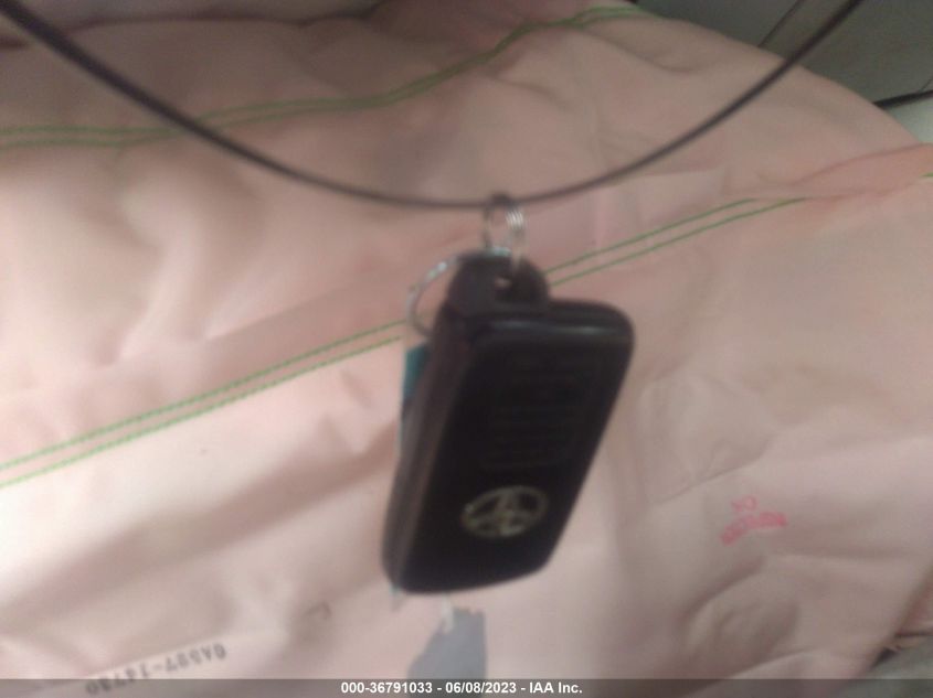 2015 TOYOTA PRIUS FOUR - JTDKN3DU2F1913869