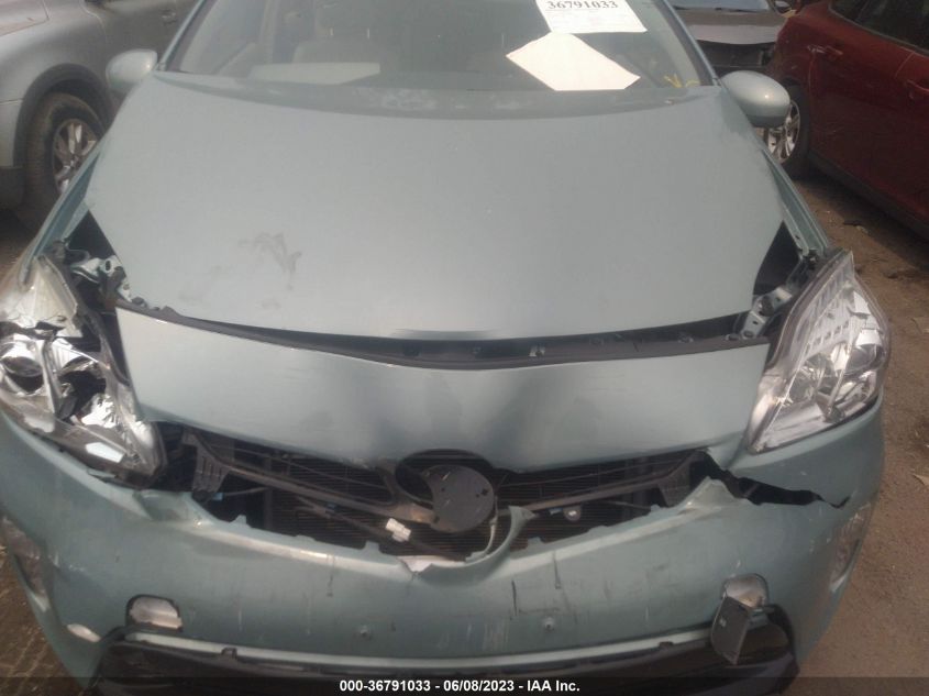 2015 TOYOTA PRIUS FOUR - JTDKN3DU2F1913869