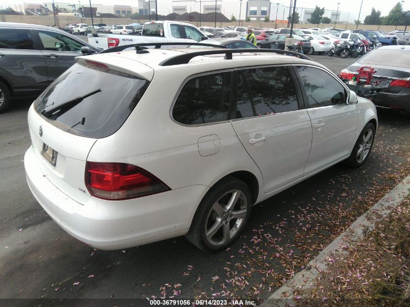 2014 VOLKSWAGEN JETTA SPORTWAGEN TDI W/SUNROOF - 3VWPL7AJXEM623066