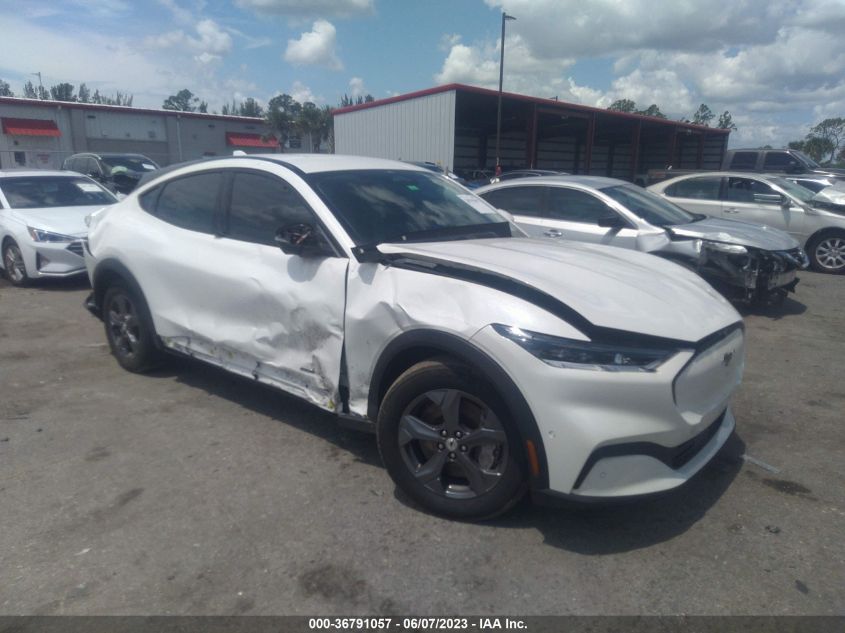 3FMTK1RM5NMA10137 FORD MUSTANG MACH-E SELECT 2022
