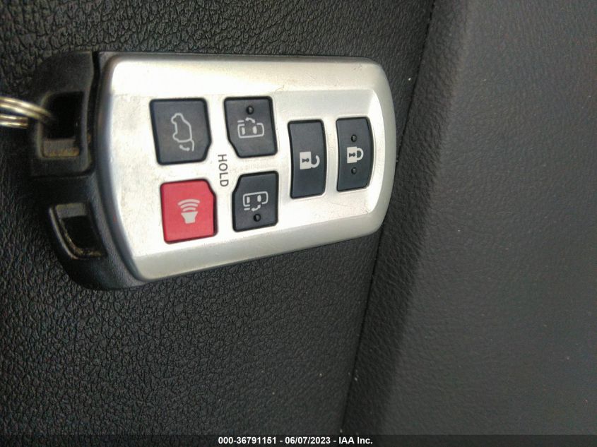 2017 TOYOTA SIENNA XLE AUTO ACCESS - 5TDYZ3DC2HS791588