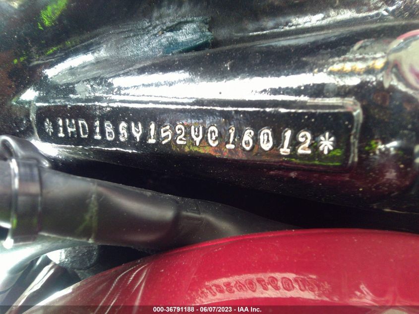 2002 HARLEY-DAVIDSON FXSTD 1HD1BSY152Y016012