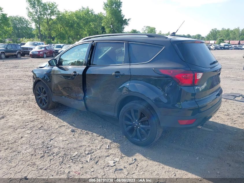 2019 FORD ESCAPE SE - 1FMCU9GD1KUA35328