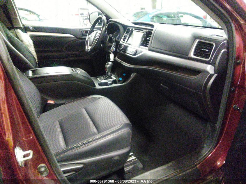 2018 TOYOTA HIGHLANDER LE - 5TDBZRFH9JS864401