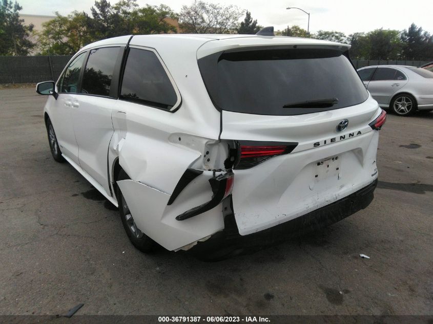 2021 TOYOTA SIENNA LE - 5TDKRKEC6MS015652