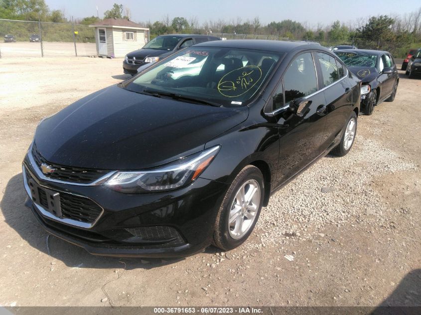 2018 CHEVROLET CRUZE LT - 1G1BE5SM1J7194563