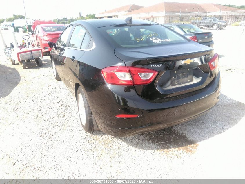 2018 CHEVROLET CRUZE LT - 1G1BE5SM1J7194563