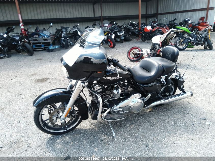 2019 HARLEY-DAVIDSON FLHX - 1HD1KBC16KB646132