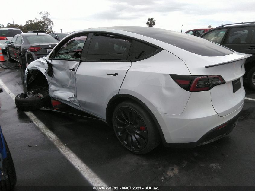 2023 TESLA MODEL Y PERFORMANCE - 7SAYGDEF0PF737989