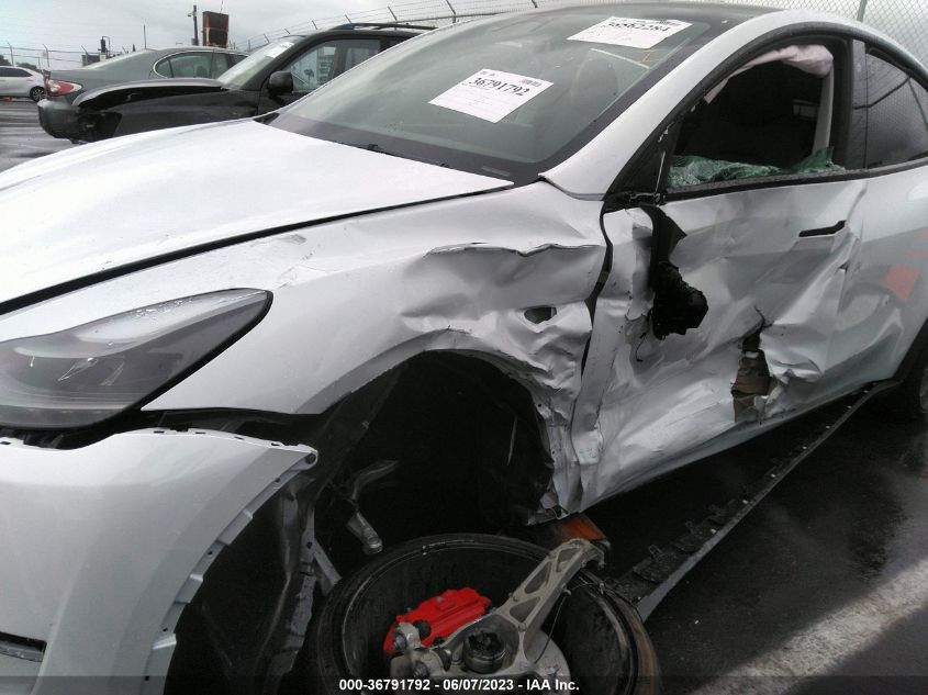 2023 TESLA MODEL Y PERFORMANCE - 7SAYGDEF0PF737989