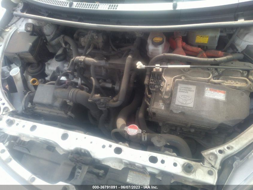 2016 TOYOTA PRIUS C ONE/TWO/THREE/FOUR - JTDKDTB32G1117587