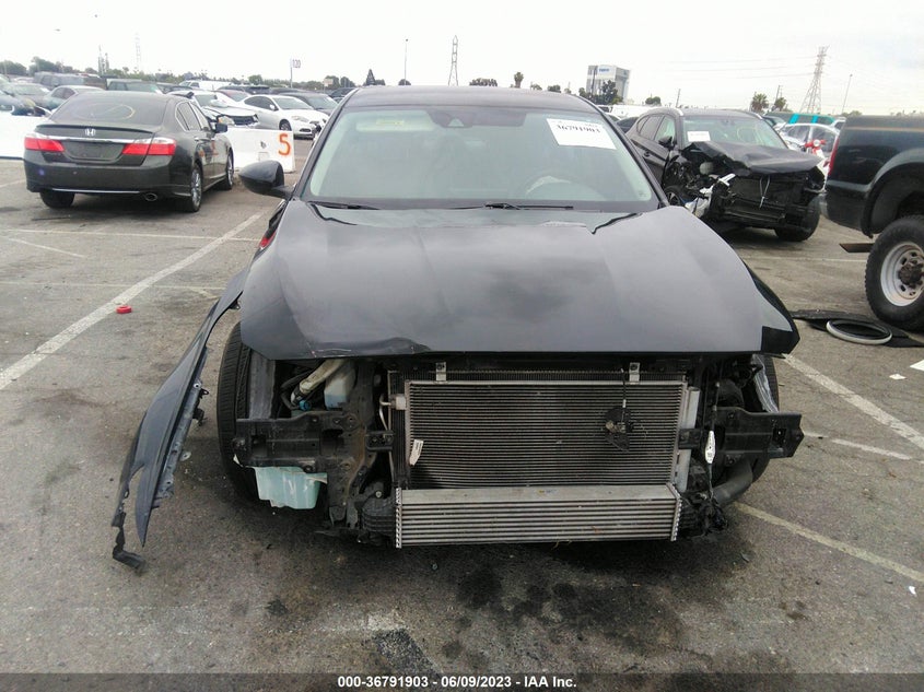 VIN 1HGCV1F10JA079607 2018 HONDA ACCORD SEDAN LX 1.5T