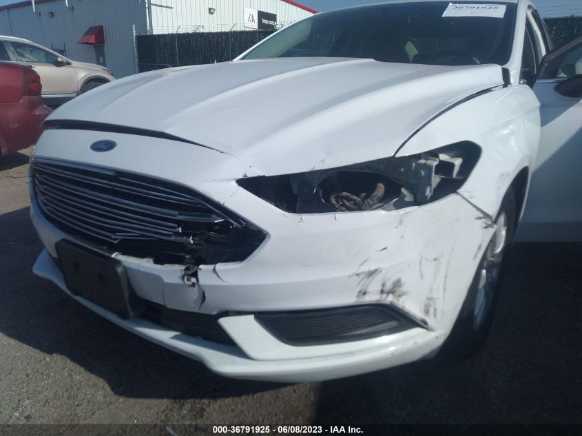 2017 FORD FUSION S - 3FA6P0G70HR200841