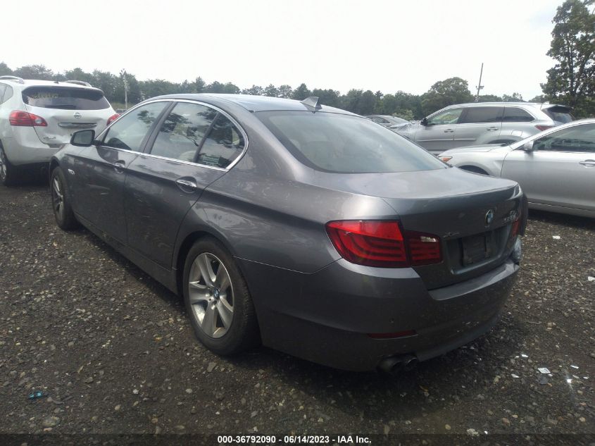 2013 BMW 5 SERIES 528I XDRIVE - WBAXH5C58DD113699