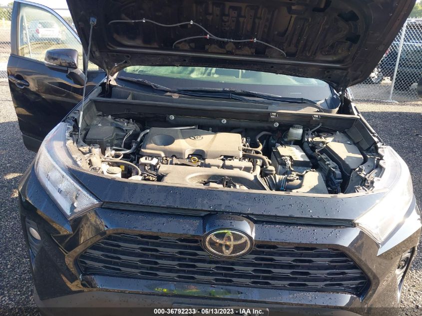 2019 TOYOTA RAV4 XLE - JTMP1RFV2KD503012