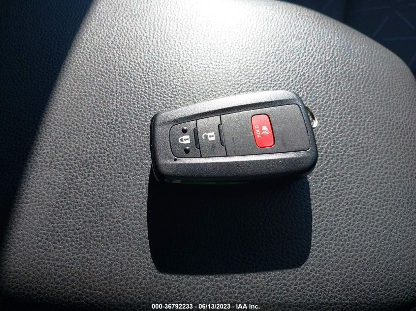 2019 TOYOTA RAV4 XLE - JTMP1RFV2KD503012