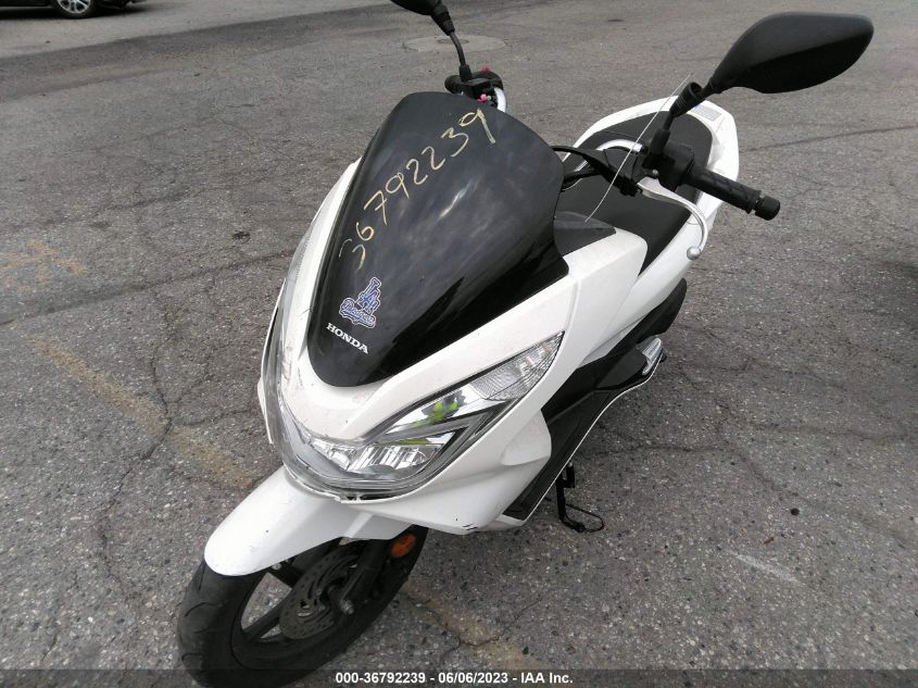 2018 HONDA PCX 150 RLHKF1803JY300720