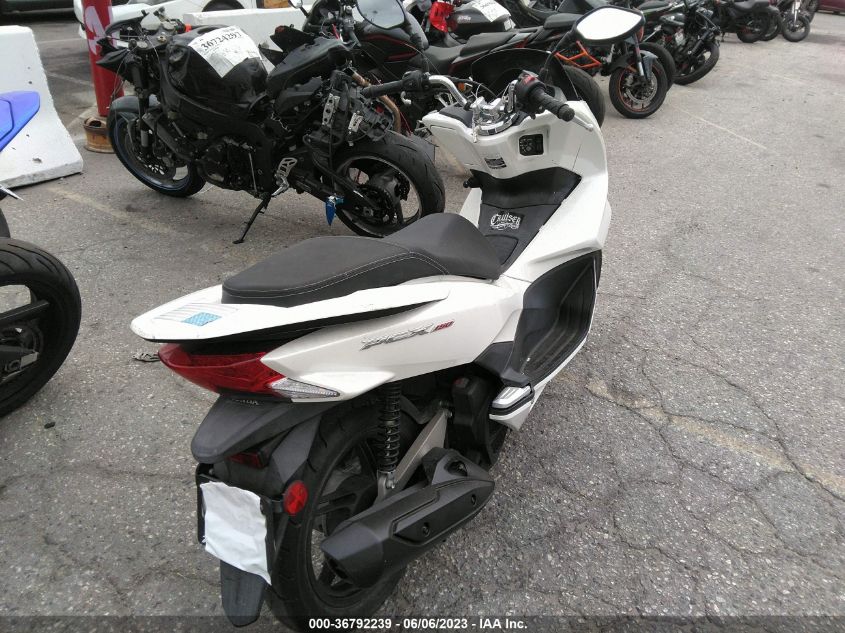 2018 HONDA PCX 150 RLHKF1803JY300720
