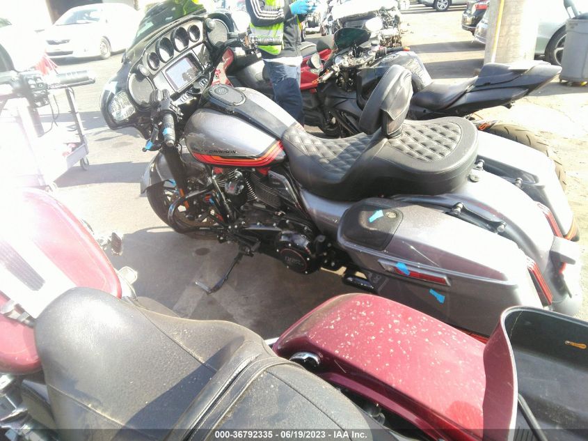 2020 HARLEY-DAVIDSON FLHXSE - 1HD1PXL26LB955415