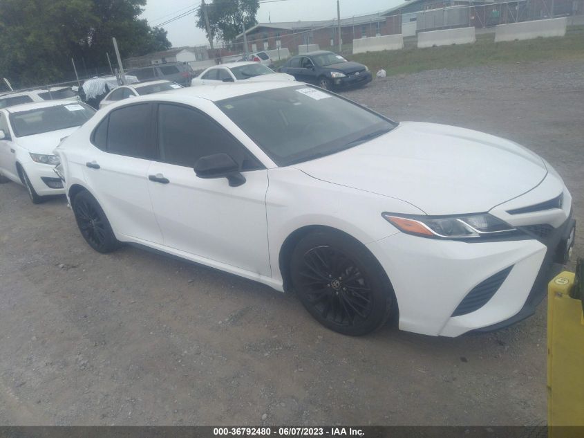 2020 TOYOTA CAMRY SE/SE NIGHT SHADE - 4T1G11AK6LU371299