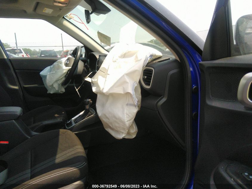 2022 HYUNDAI VENUE SEL - KMHRC8A38NU184038