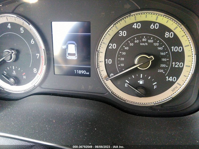 2022 HYUNDAI VENUE SEL - KMHRC8A38NU184038