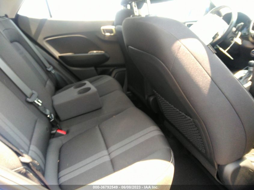 2022 HYUNDAI VENUE SEL - KMHRC8A38NU184038